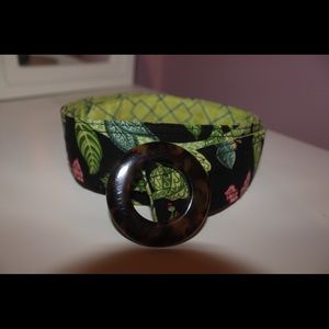 2 for $10 - Vera Bradley Belt in Botanical EUC